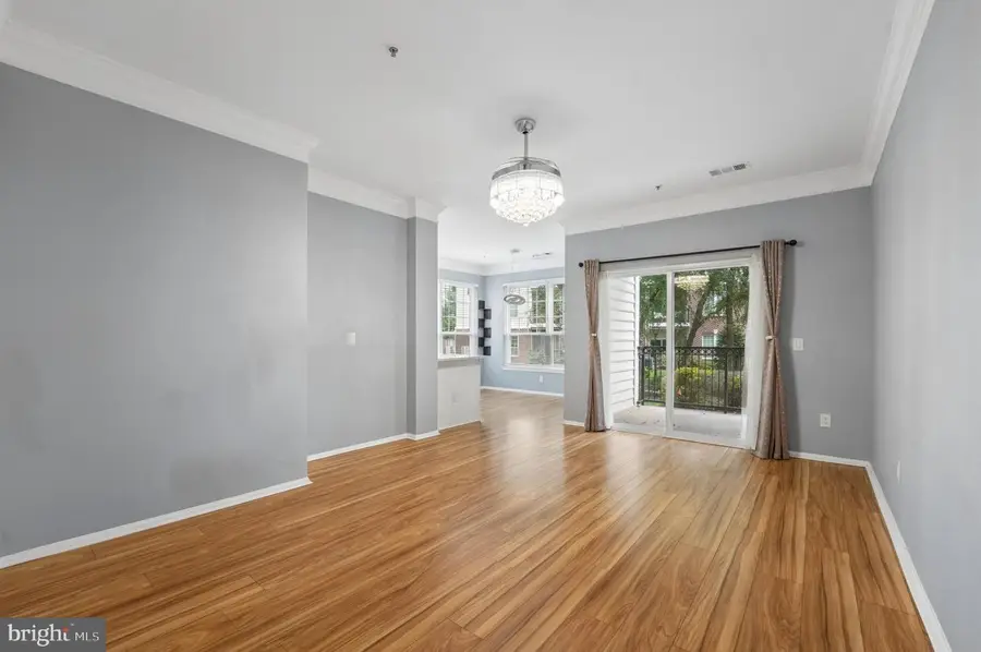 1550 Spring Gate Dr #8102, McLean, VA 22102 - #3