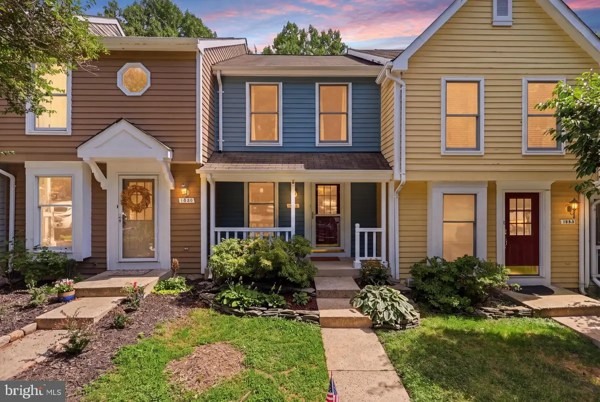 1582 Poplar Grove Dr, Reston, VA 20194 - #1