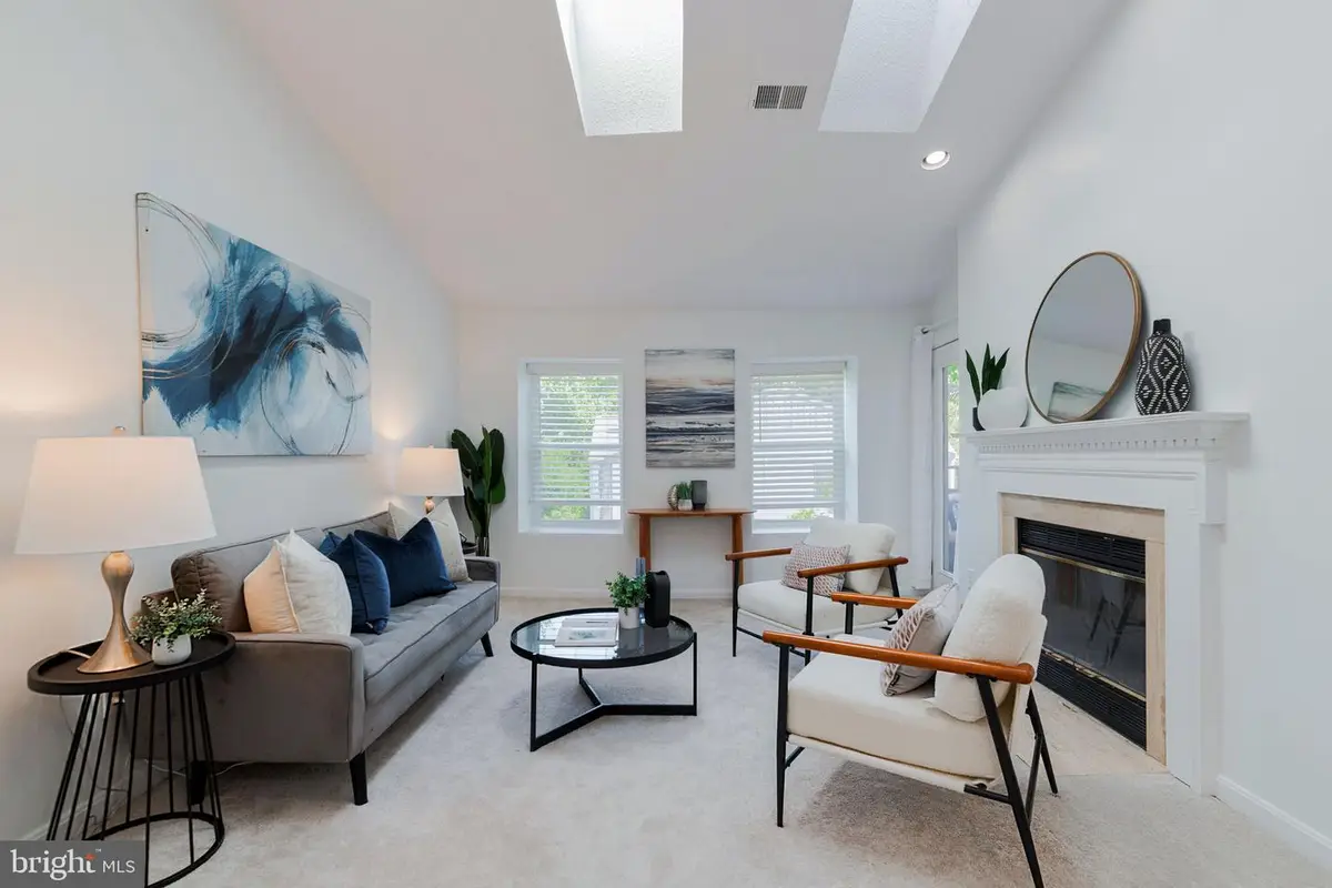 7033 Lafayette Dr #55, Annandale, VA 22003 - #1