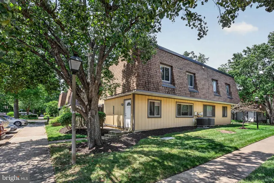 7926 San Leandro Pl #a, Alexandria, VA 22309 - #2
