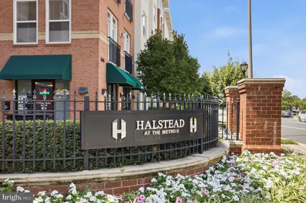 2665 Prosperity Ave #115, FAIRFAX, VA 22031