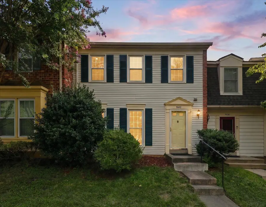9608 Masterworks Dr, Vienna, VA 22181 - #2