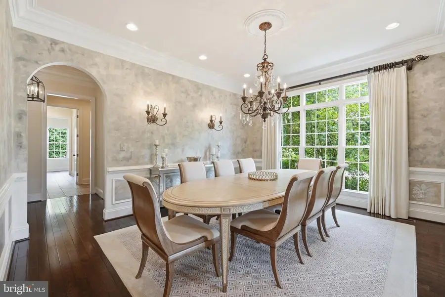 9842 Corsini Ct, Vienna, VA 22182 - #3