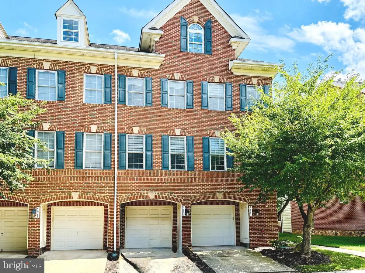 4627 Hummingbird Ln #115, Fairfax, VA 22033 - #1