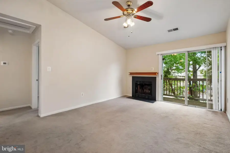 8647 Beekman Pl #d, Alexandria, VA 22309 - #3