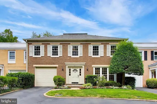 704 Blueberry Hill Rd, MCLEAN, VA 22101