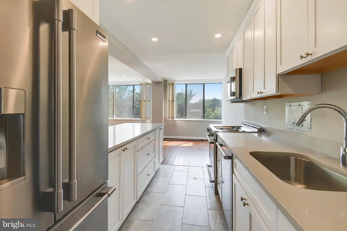 6621 Wakefield Dr #302, Alexandria, VA 22307 - #1