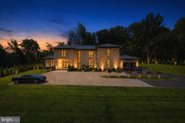 1036 Towlston Rd, MCLEAN, VA 22102