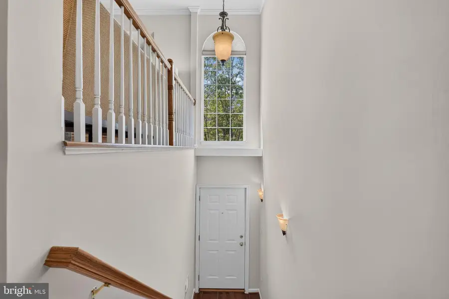 6701 Ordsall St, Alexandria, VA 22315 - #3