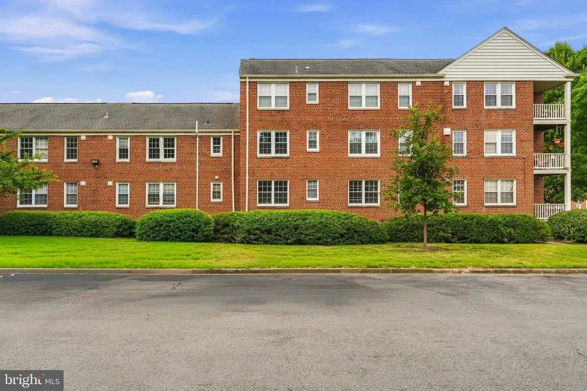 6610 E Wakefield Dr #c1, Alexandria, VA 22307 - #1