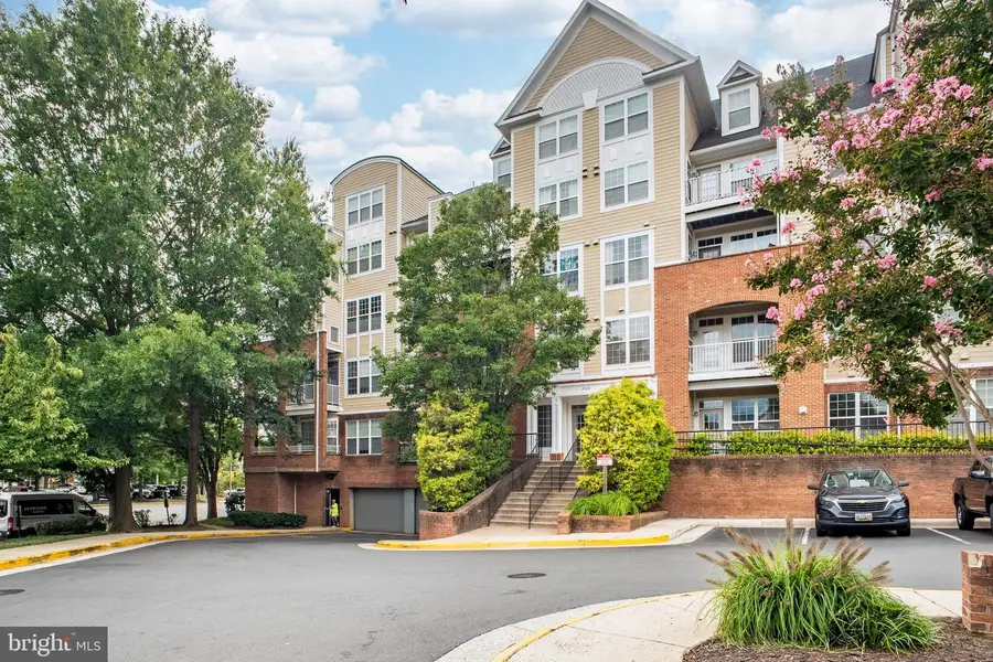 2720 Bellforest Ct #401, Vienna, VA 22180 - #2