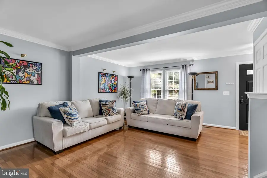 6204 Battalion St, Centreville, VA 20121 - #3