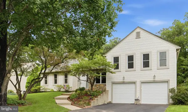15104 Honsena Dr, CENTREVILLE, VA 20120