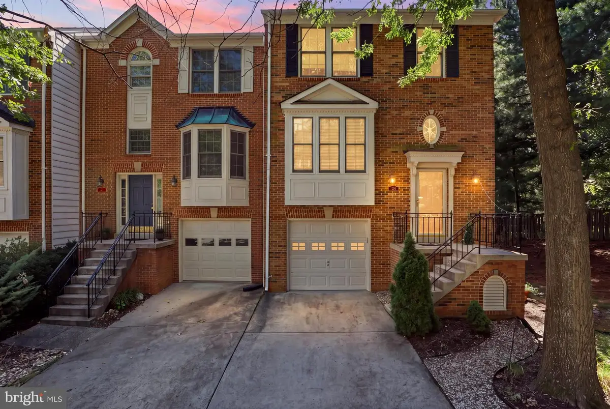 2117 Patty Ln, Vienna, VA 22182 - #1
