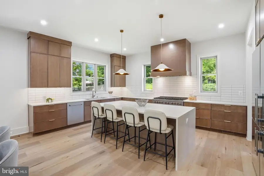 3020 Castle Rd, Falls Church, VA 22044 - #3