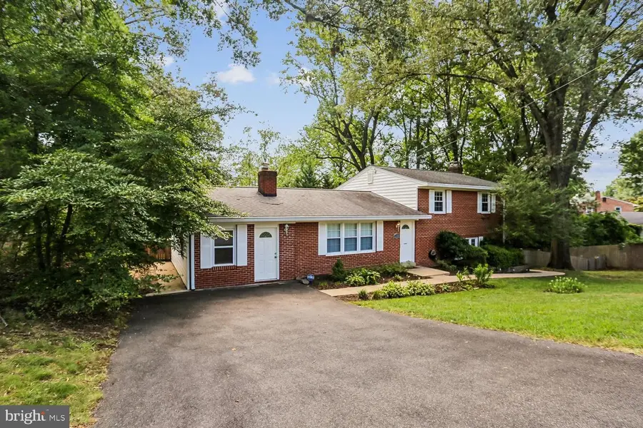 8317 Accotink Rd, Lorton, VA 22079 - #2