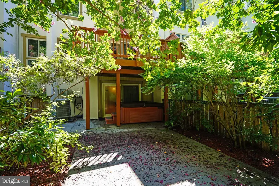 2382 Generation Dr, Reston, VA 20191 - #2