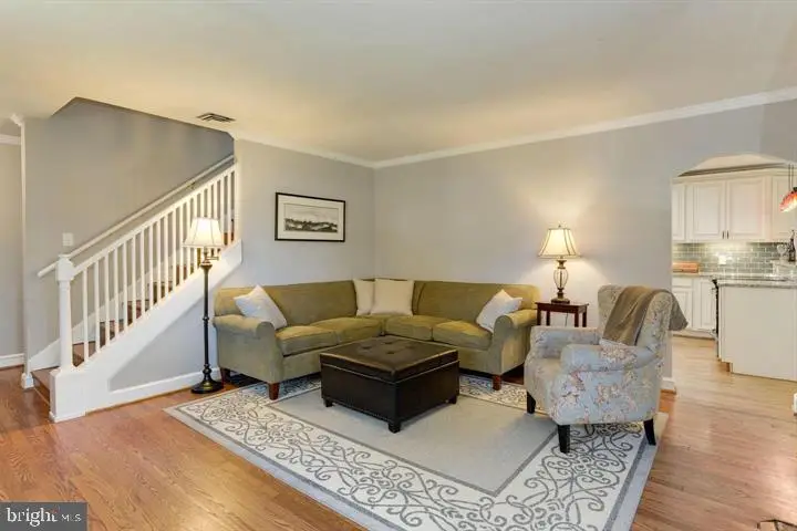 3460 Washington Dr, Falls Church, VA 22041 - #1