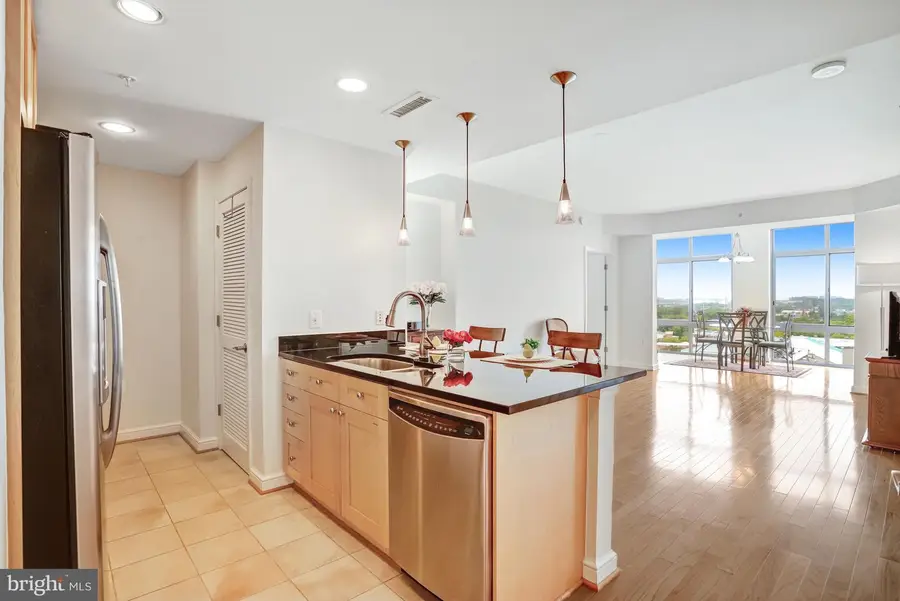 11990 Market St #814, Reston, VA 20190 - #3