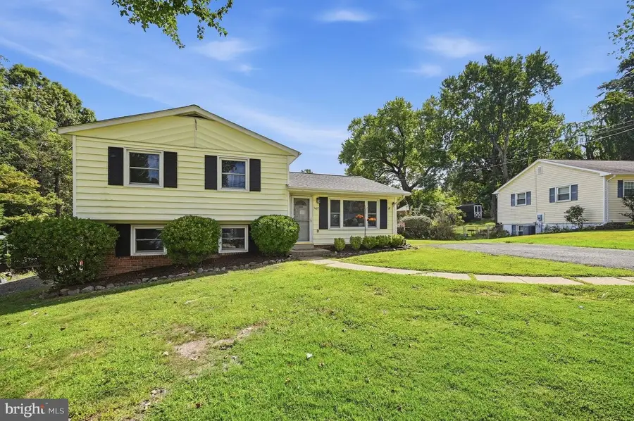 5607 Hilldale Dr, Alexandria, VA 22310 - #2