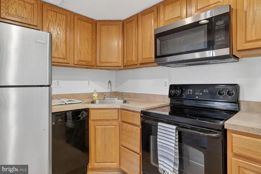 2059 Huntington Ave #1602, Alexandria, VA 22303 - #3