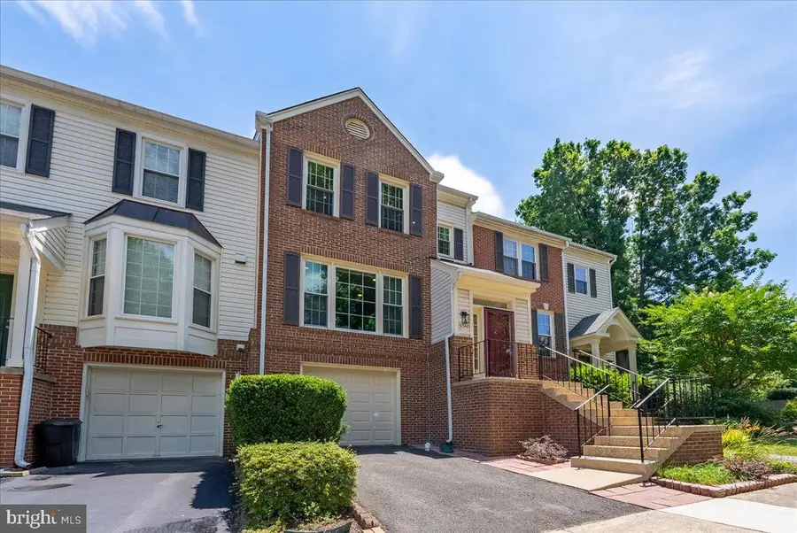 9348 Peter Roy Ct, Burke, VA 22015 - #2