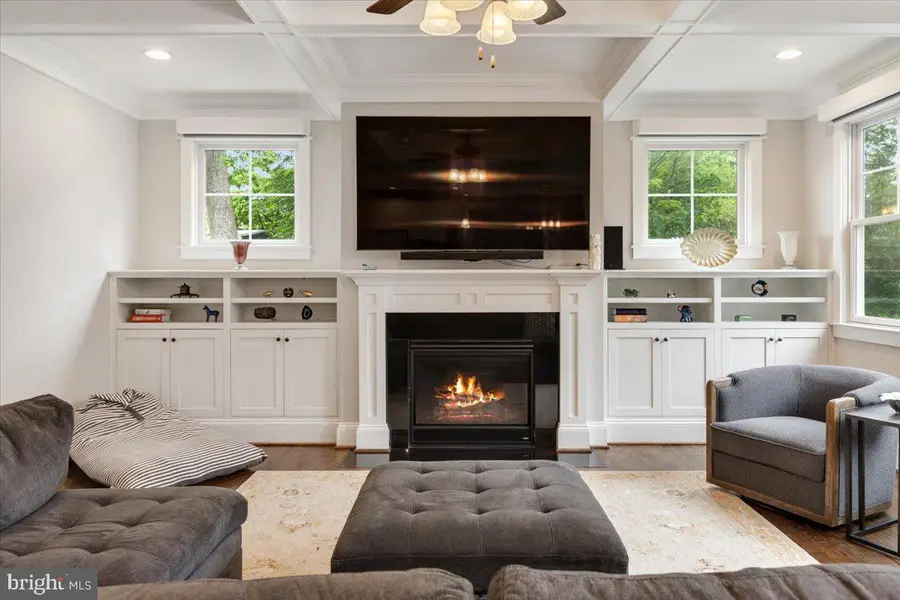 6619 Byrnes Dr, McLean, VA 22101 - #3