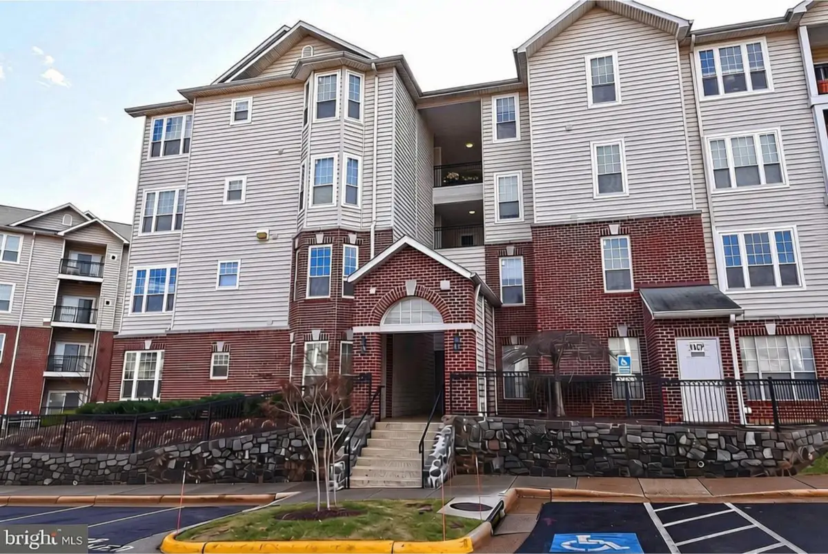 1550 Spring Gate Dr #8113, McLean, VA 22102 - #1