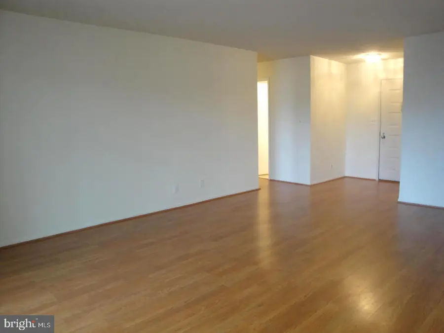 8350 Greensboro Dr #608, McLean, VA 22102 - #3