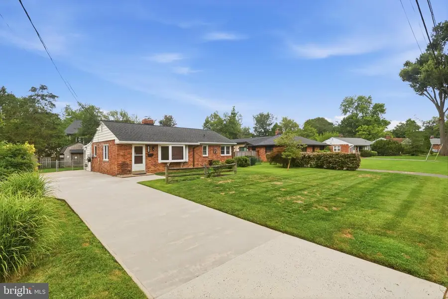 7920 Wellington Rd, Alexandria, VA 22308 - #3