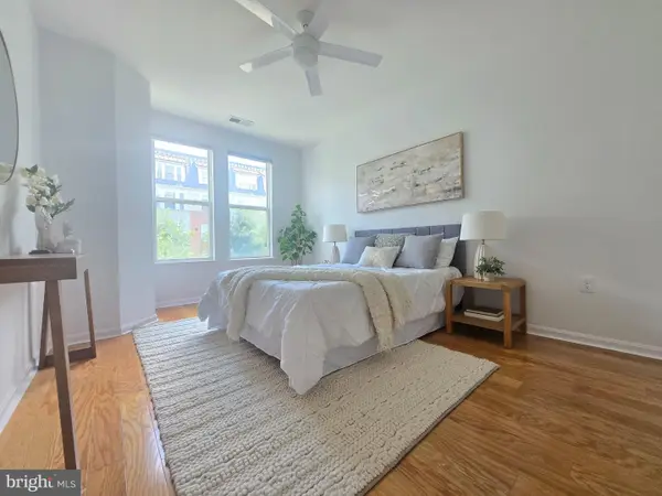 2665 Prosperity Ave #318, FAIRFAX, VA 22031