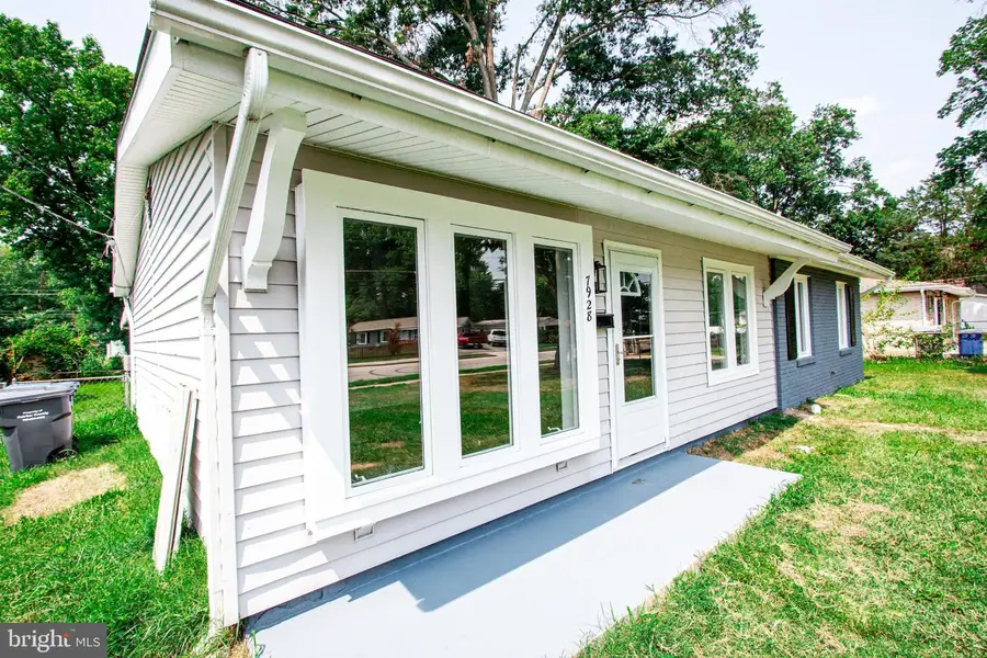 7928 Russell Rd, Alexandria, VA 22309 - #3