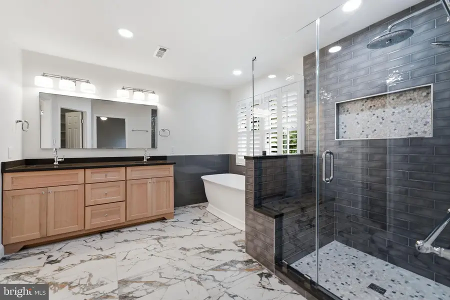 5463 Anne Ly Ln, Alexandria, VA 22310 - #2