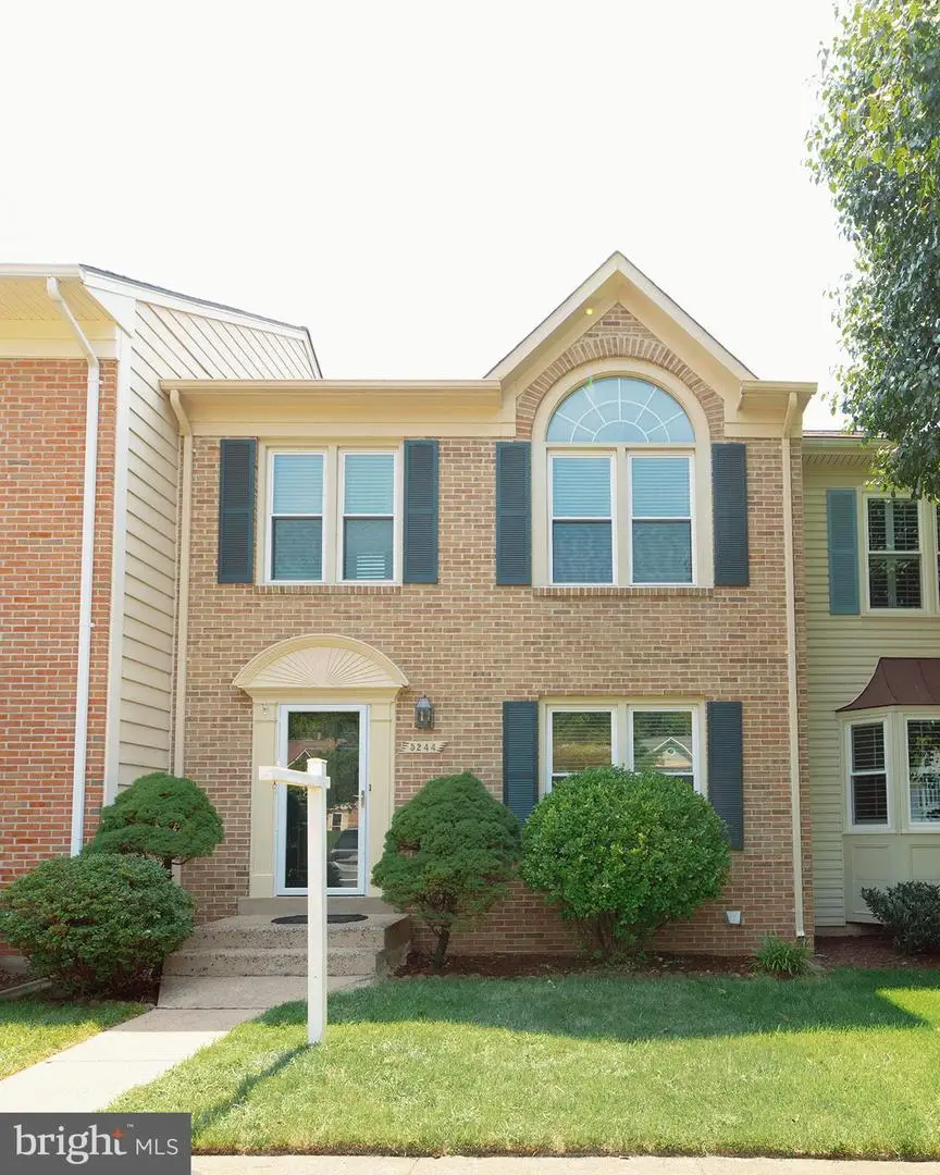 5244 Stoney Branch Ct, Centreville, VA 20120 - #1
