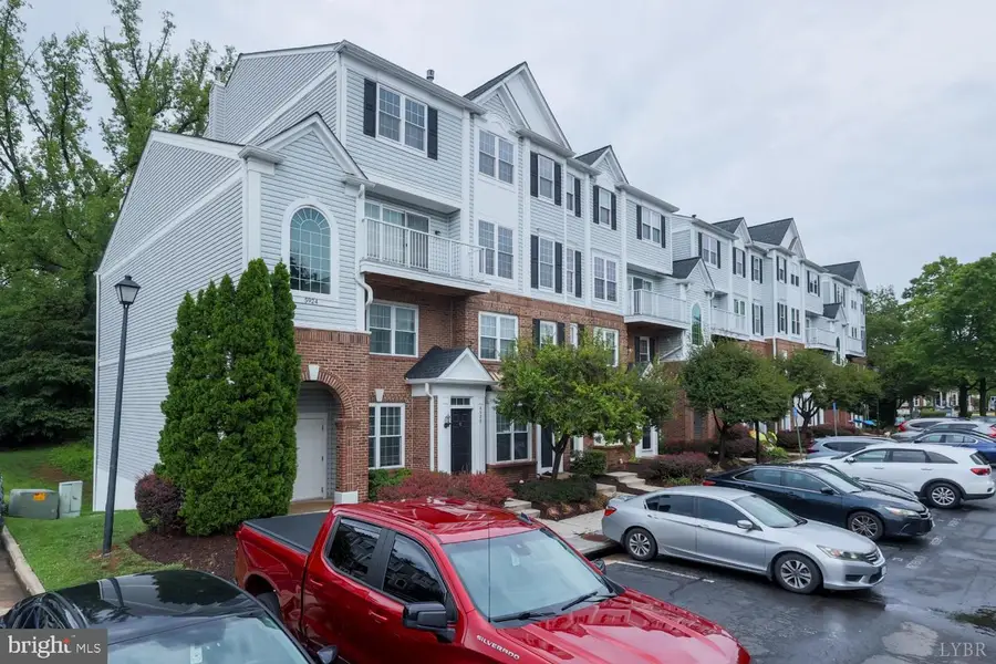 5924 Terrapin Pl #301, Alexandria, VA 22310 - #2