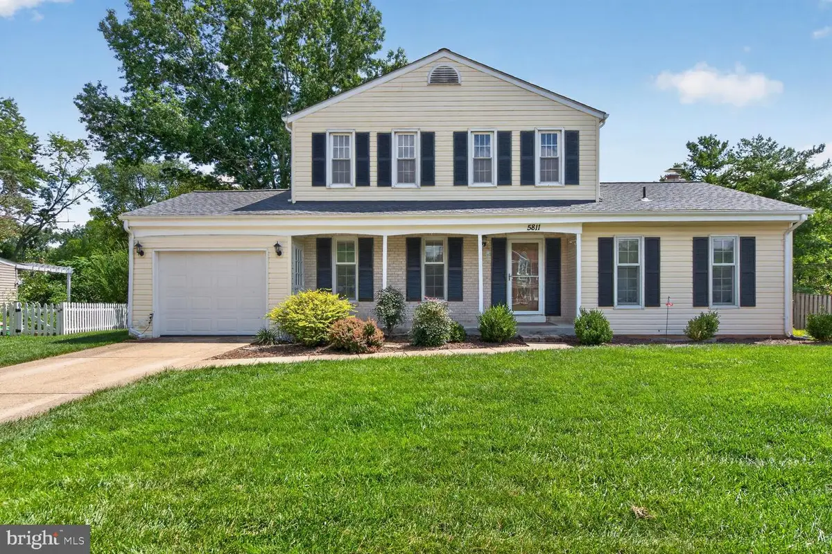 5811 Ottawa Rd, Centreville, VA 20120 - #1