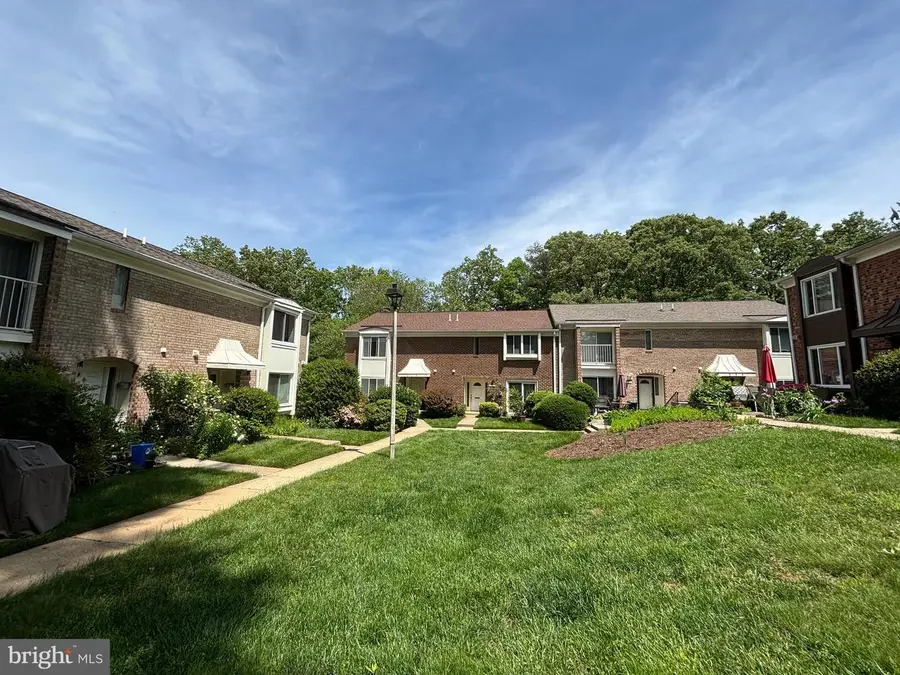 3738 Persimmon Cir, Fairfax, VA 22031 - #3