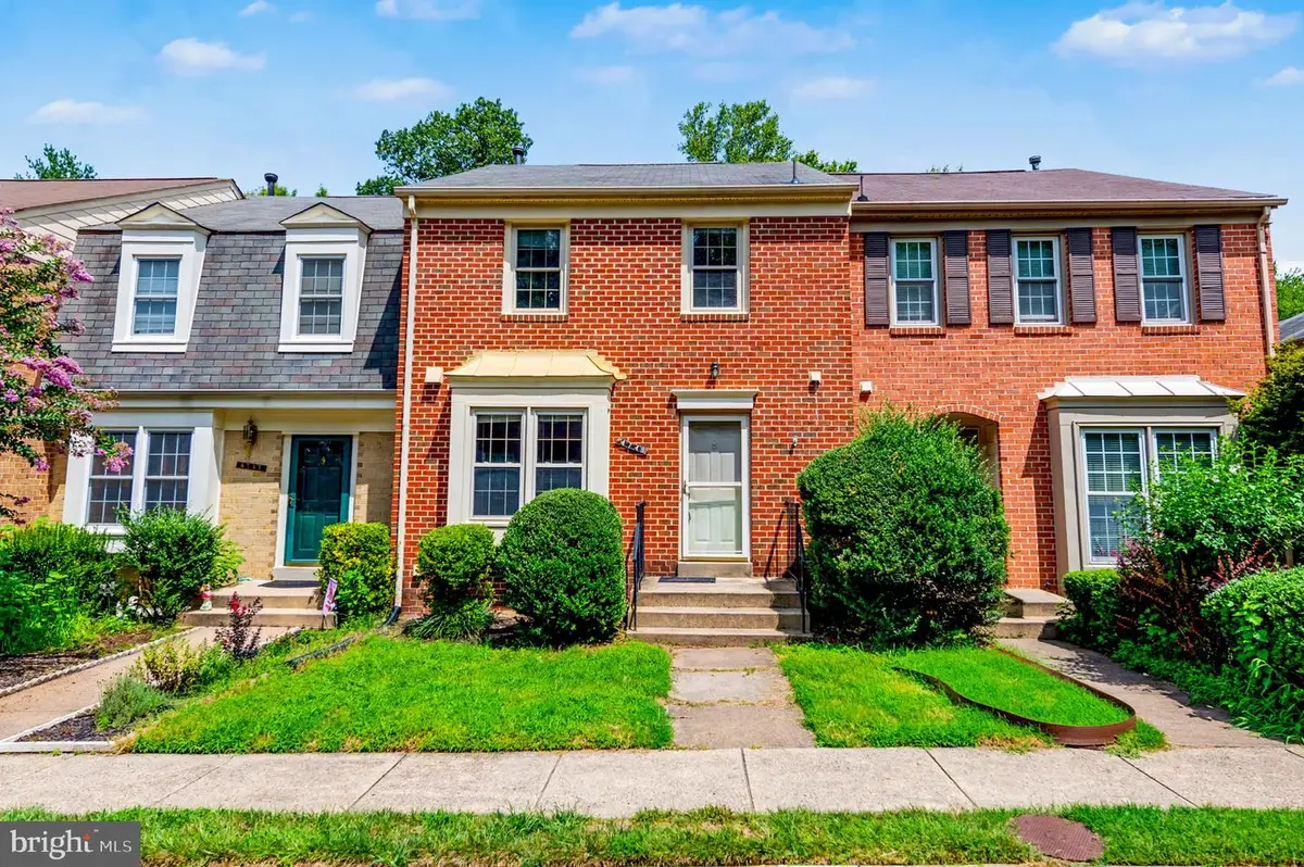 4749 Gainsborough Dr, Fairfax, VA 22032 - #1