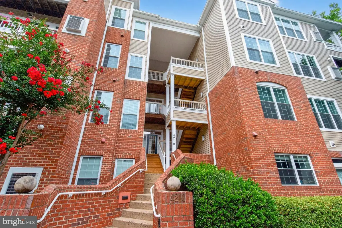 4210-s Mozart Brigade Ln #4210s, Fairfax, VA 22033 - #1