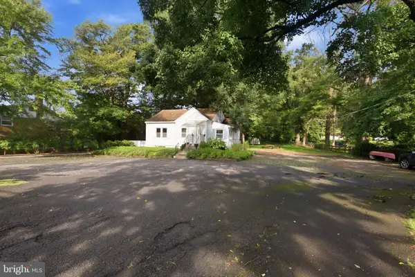 4616 Ravensworth Rd, ANNANDALE, VA 22003