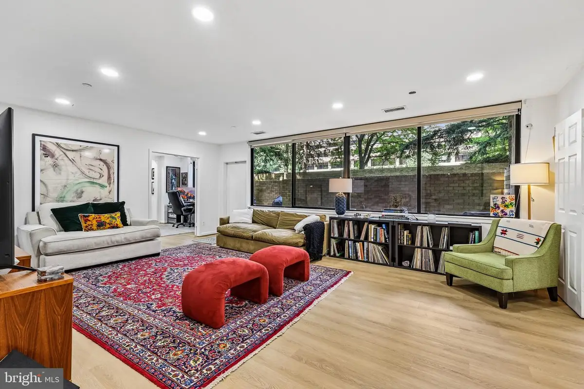 3709 S George Mason Dr #t14e, Falls Church, VA 22041 - #1