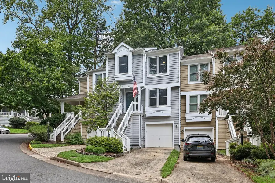 1432 Newport Spring Ct, Reston, VA 20194 - #2