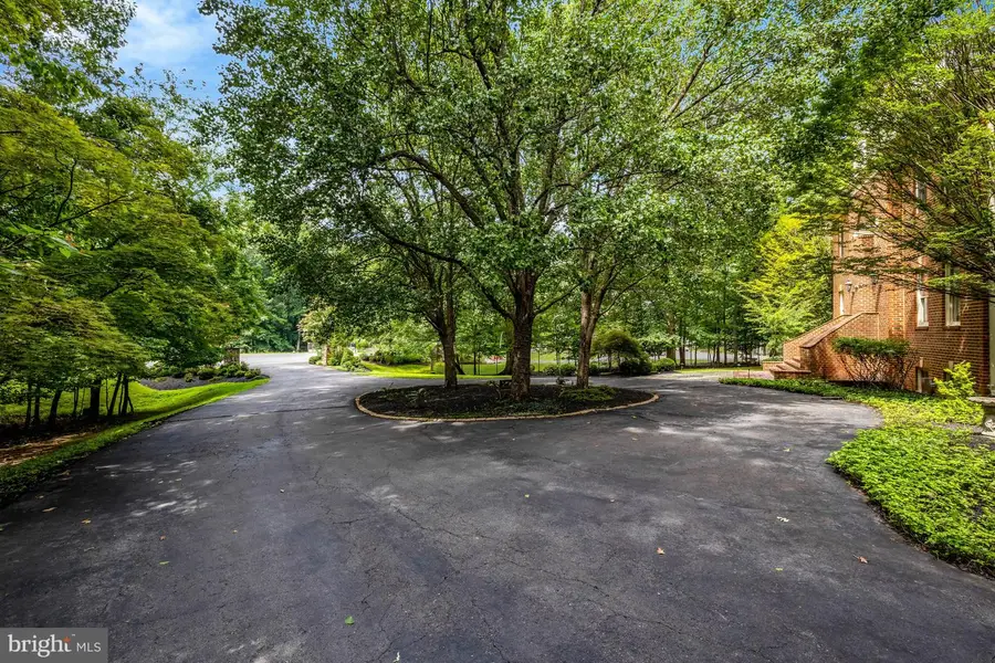 501 Seneca Green Way, Great Falls, VA 22066 - #3