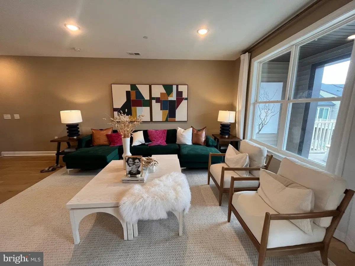 4921 Longmire Way #123, Chantilly, VA 20151 - #1