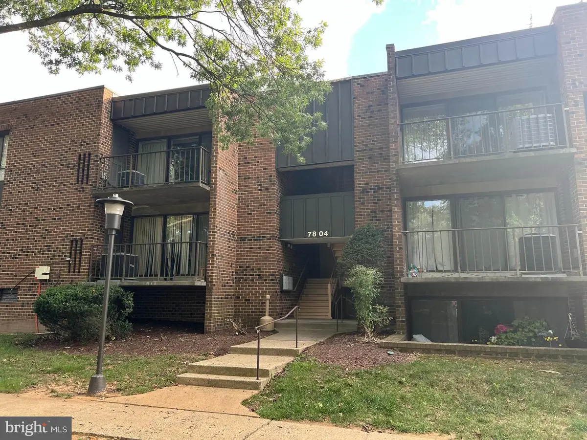 7804 Dassett Ct #t2, Annandale, VA 22003 - #1