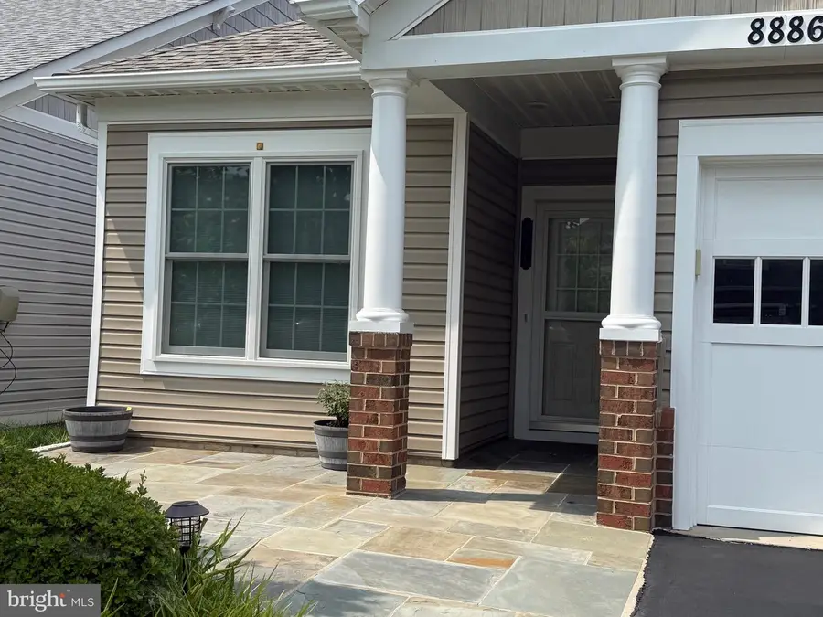 8886 Calla Lily Ct, Lorton, VA 22079 - #2