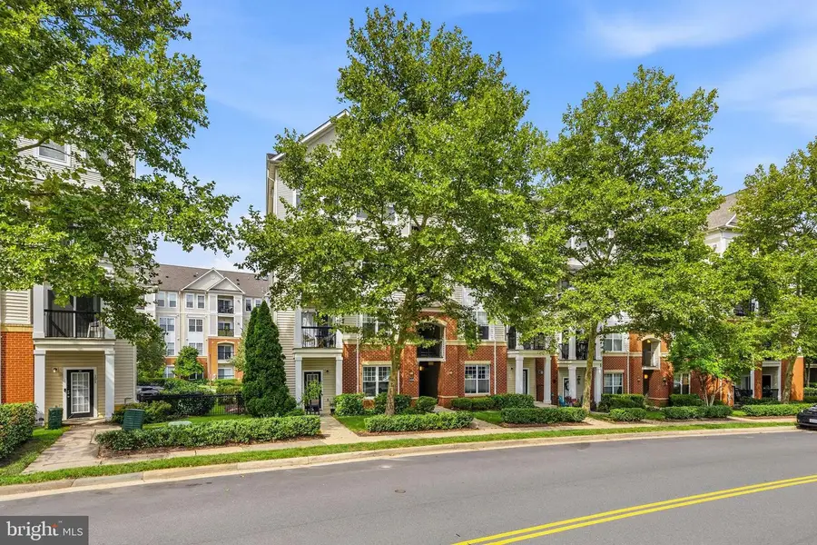 11349 Aristotle Dr #6-301, Fairfax, VA 22030 - #2