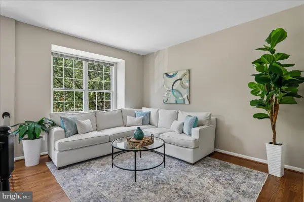 1253 Wild Hawthorn Way, RESTON, VA 20194