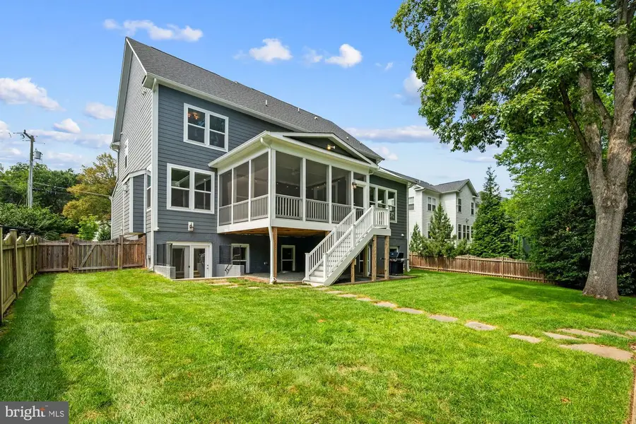 1717 Macon St, McLean, VA 22101 - #2
