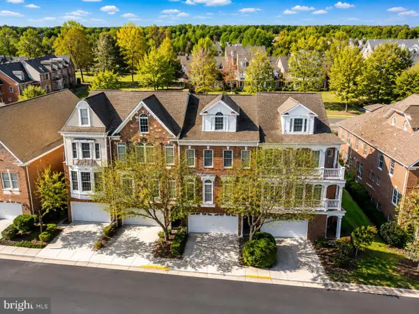 7714 Spoleto Ln #54, MCLEAN, VA 22102